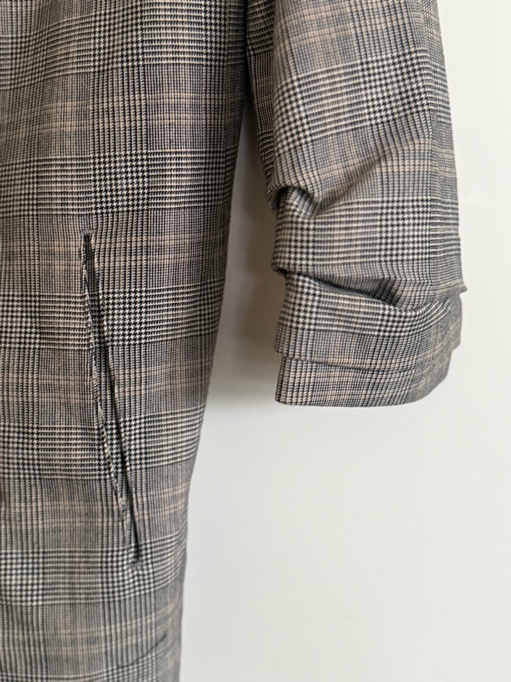 Babaton Gray Plaid Open-Front Blazer - Picture 3 of 5